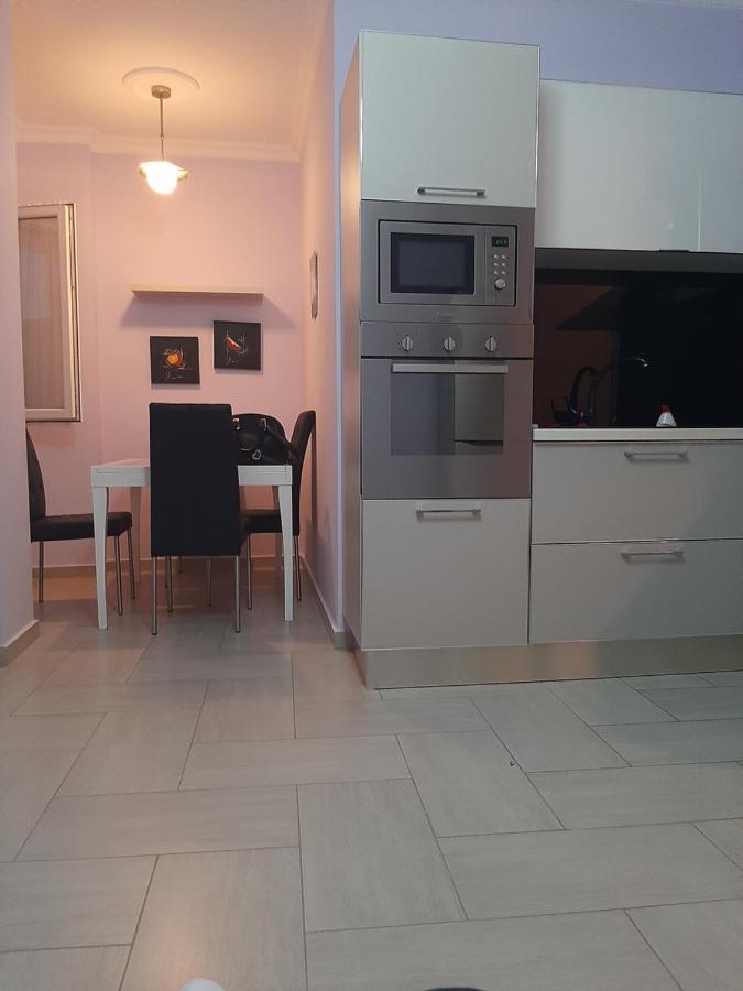 Apartament Vlorë Exterior foto